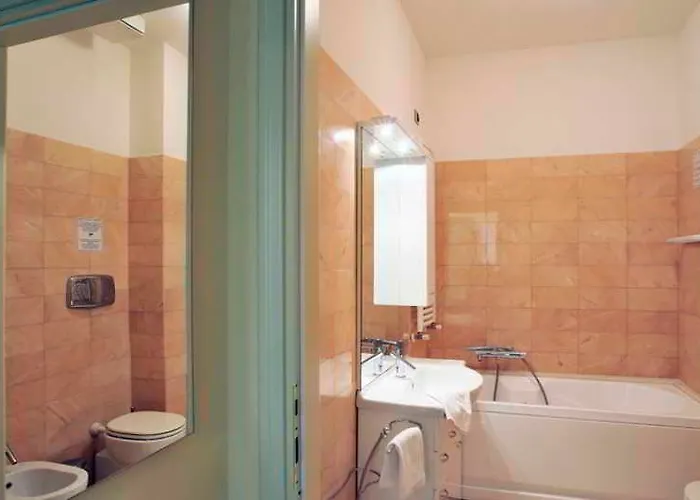Hotel Plaza Espana 3000